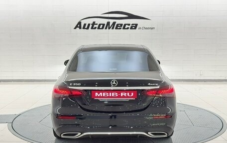Mercedes-Benz E-Класс, 2021 год, 3 345 000 рублей, 14 фотография