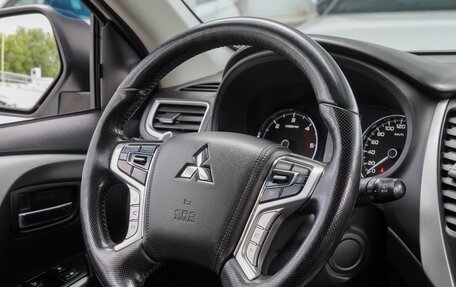 Mitsubishi Pajero Sport III рестайлинг, 2017 год, 2 790 000 рублей, 20 фотография