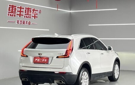 Cadillac XT4 I, 2022 год, 2 282 000 рублей, 4 фотография