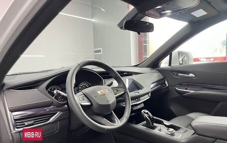 Cadillac XT4 I, 2022 год, 2 282 000 рублей, 8 фотография