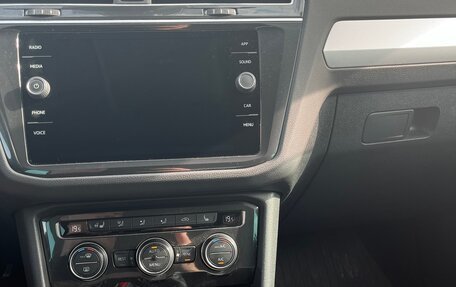 Volkswagen Tiguan II, 2019 год, 2 150 000 рублей, 10 фотография