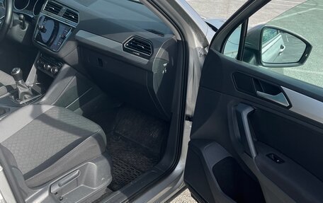 Volkswagen Tiguan II, 2019 год, 2 150 000 рублей, 7 фотография