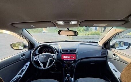 Hyundai Solaris II рестайлинг, 2012 год, 690 000 рублей, 9 фотография