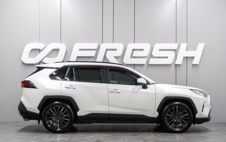 Toyota RAV4, 2021 год, 3 780 000 рублей, 5 фотография
