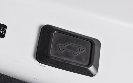 Toyota RAV4, 2021 год, 3 780 000 рублей, 22 фотография