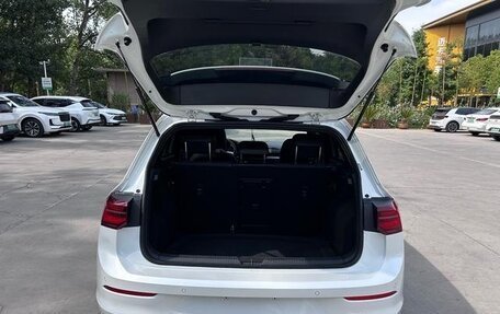 Volkswagen Golf VIII, 2021 год, 1 689 548 рублей, 18 фотография