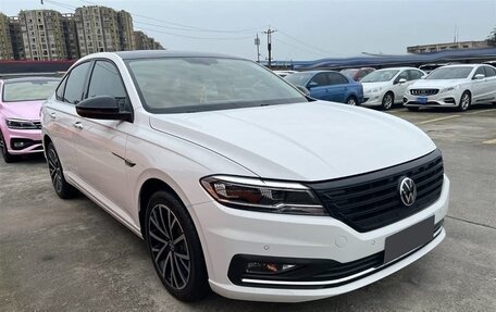 Volkswagen Lavida, 2022 год, 1 380 000 рублей, 2 фотография