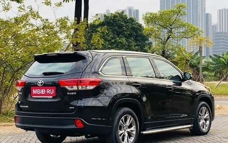 Toyota Highlander III, 2021 год, 2 625 810 рублей, 4 фотография