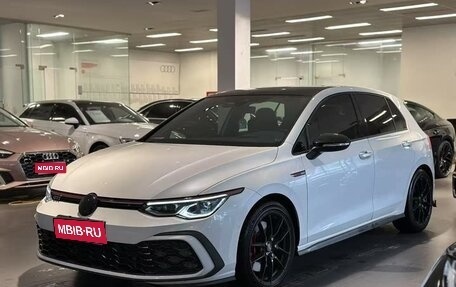 Volkswagen Golf GTI, 2022 год, 2 760 000 рублей, 1 фотография
