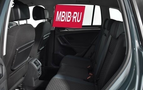 Volkswagen Tiguan II, 2020 год, 2 049 000 рублей, 11 фотография