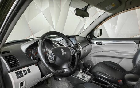 Mitsubishi Pajero Sport II рестайлинг, 2012 год, 1 293 000 рублей, 15 фотография