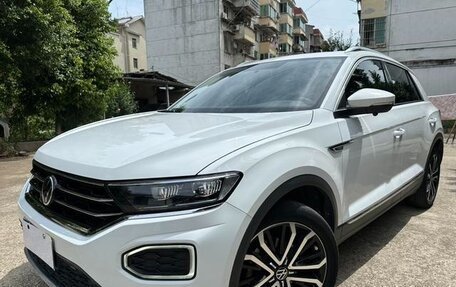 Volkswagen T-Roc I, 2021 год, 1 498 548 рублей, 1 фотография