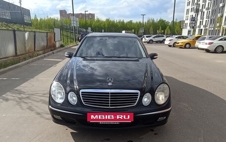 Mercedes-Benz E-Класс, 2006 год, 800 000 рублей, 3 фотография