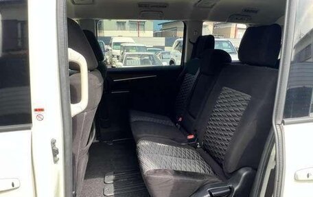 Mitsubishi Delica D:5 I, 2022 год, 3 200 000 рублей, 12 фотография