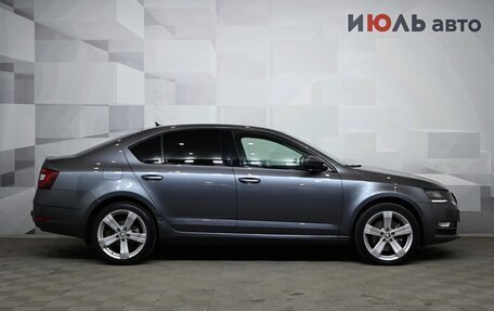 Skoda Octavia, 2017 год, 1 820 000 рублей, 8 фотография