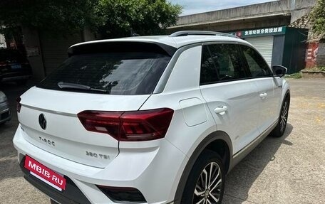 Volkswagen T-Roc I, 2021 год, 1 498 548 рублей, 3 фотография
