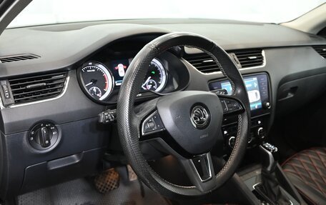 Skoda Octavia, 2017 год, 1 820 000 рублей, 15 фотография