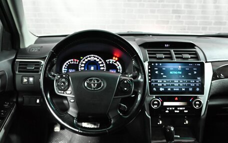 Toyota Camry, 2014 год, 1 594 000 рублей, 11 фотография