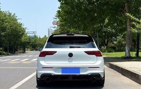 Volkswagen Golf GTI, 2022 год, 2 640 000 рублей, 5 фотография