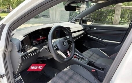 Volkswagen Golf GTI, 2022 год, 2 640 000 рублей, 6 фотография