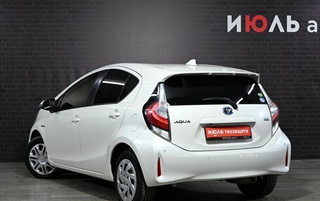 Toyota Aqua I, 2019 год, 1 400 000 рублей, 4 фотография