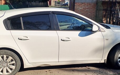 Chevrolet Cruze II, 2012 год, 730 000 рублей, 3 фотография