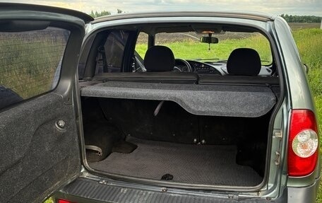 Chevrolet Niva I рестайлинг, 2011 год, 445 000 рублей, 11 фотография