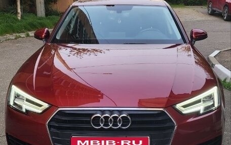Audi A4, 2019 год, 2 800 000 рублей, 3 фотография