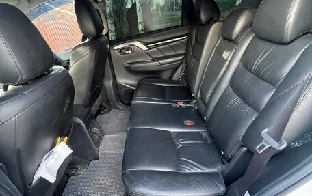 Mitsubishi Pajero Sport III рестайлинг, 2019 год, 3 450 000 рублей, 4 фотография