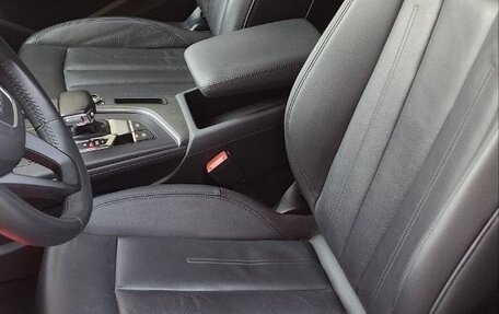 Audi A4, 2019 год, 2 800 000 рублей, 17 фотография