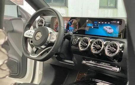 Mercedes-Benz CLA, 2022 год, 2 280 000 рублей, 8 фотография