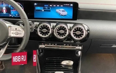 Mercedes-Benz CLA, 2022 год, 2 280 000 рублей, 12 фотография