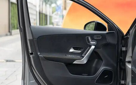 Mercedes-Benz A-Класс AMG, 2022 год, 4 724 810 рублей, 9 фотография