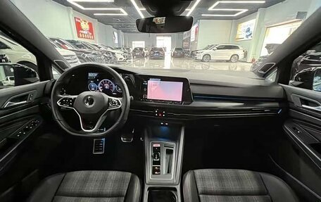 Volkswagen Golf GTI, 2022 год, 2 450 000 рублей, 14 фотография
