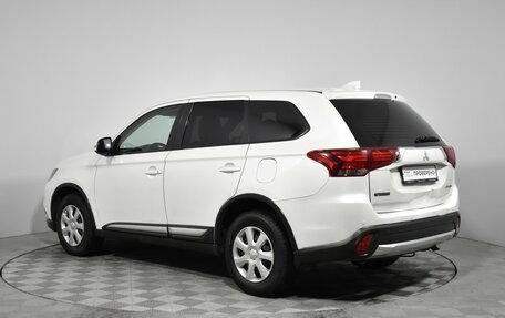 Mitsubishi Outlander III рестайлинг 3, 2017 год, 1 195 000 рублей, 7 фотография