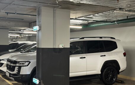Toyota Land Cruiser, 2021 год, 10 500 000 рублей, 2 фотография