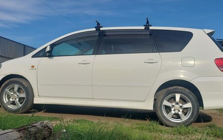 Toyota Ipsum II, 2002 год, 1 000 000 рублей, 5 фотография