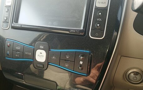 Nissan Leaf I, 2014 год, 799 999 рублей, 6 фотография