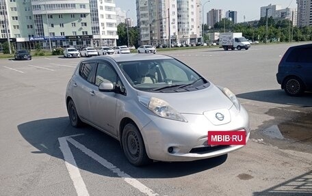 Nissan Leaf I, 2014 год, 799 999 рублей, 2 фотография