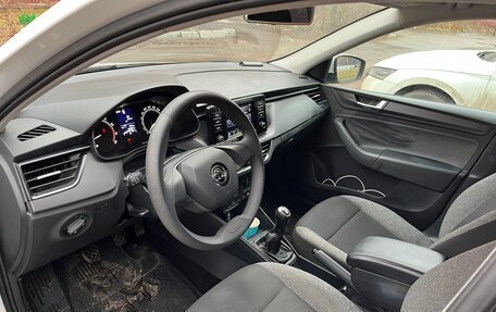 Skoda Rapid II, 2021 год, 1 750 000 рублей, 18 фотография