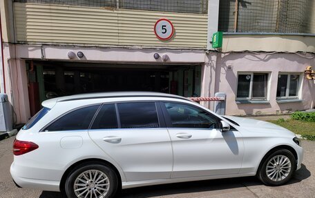 Mercedes-Benz C-Класс, 2016 год, 1 800 000 рублей, 2 фотография