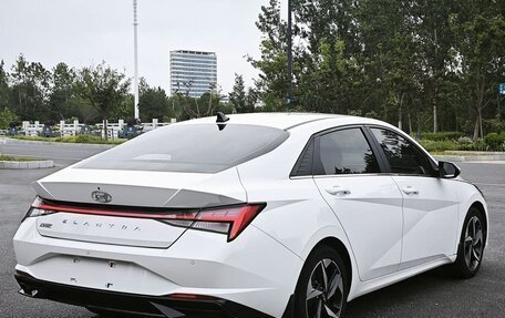 Hyundai Elantra, 2022 год, 1 350 060 рублей, 7 фотография