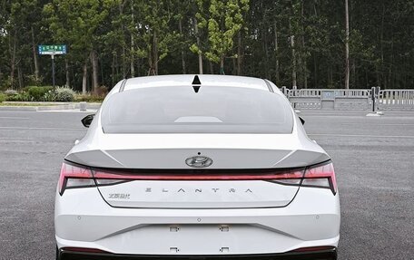 Hyundai Elantra, 2022 год, 1 350 060 рублей, 6 фотография