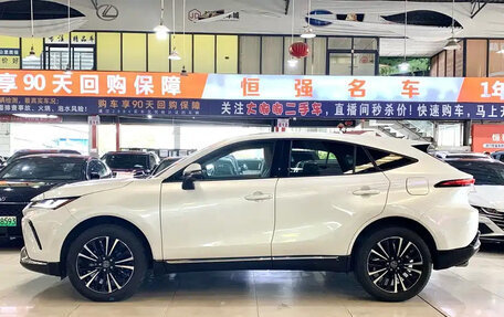 Toyota Venza, 2022 год, 3 650 000 рублей, 3 фотография