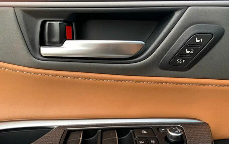 Toyota Venza, 2022 год, 3 650 000 рублей, 18 фотография