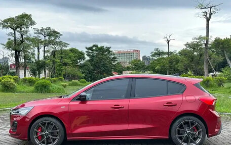 Ford Focus IV, 2022 год, 1 510 690 рублей, 2 фотография