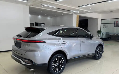 Toyota Venza, 2022 год, 2 998 027 рублей, 4 фотография