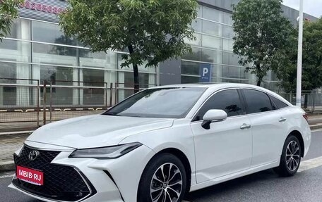 Toyota Avalon, 2023 год, 3 100 000 рублей, 1 фотография