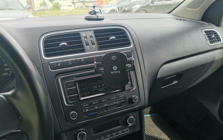 Volkswagen Polo VI (EU Market), 2013 год, 950 000 рублей, 11 фотография