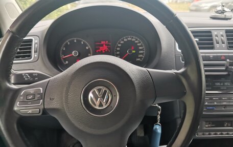 Volkswagen Polo VI (EU Market), 2013 год, 950 000 рублей, 9 фотография